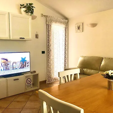 Apartmán Attenzione Questa Struttura Non Accetta Prenotazioni Da Parte Di A G O D A Per Il Tuo Soggiorno In Scegli Il Nostro Ad Uso Esclusivo New La Maison De Gioel